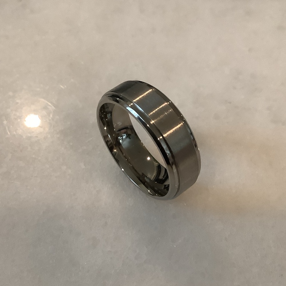 King Will Men's Classic Silver Tungsten Wedding Band, Brand New